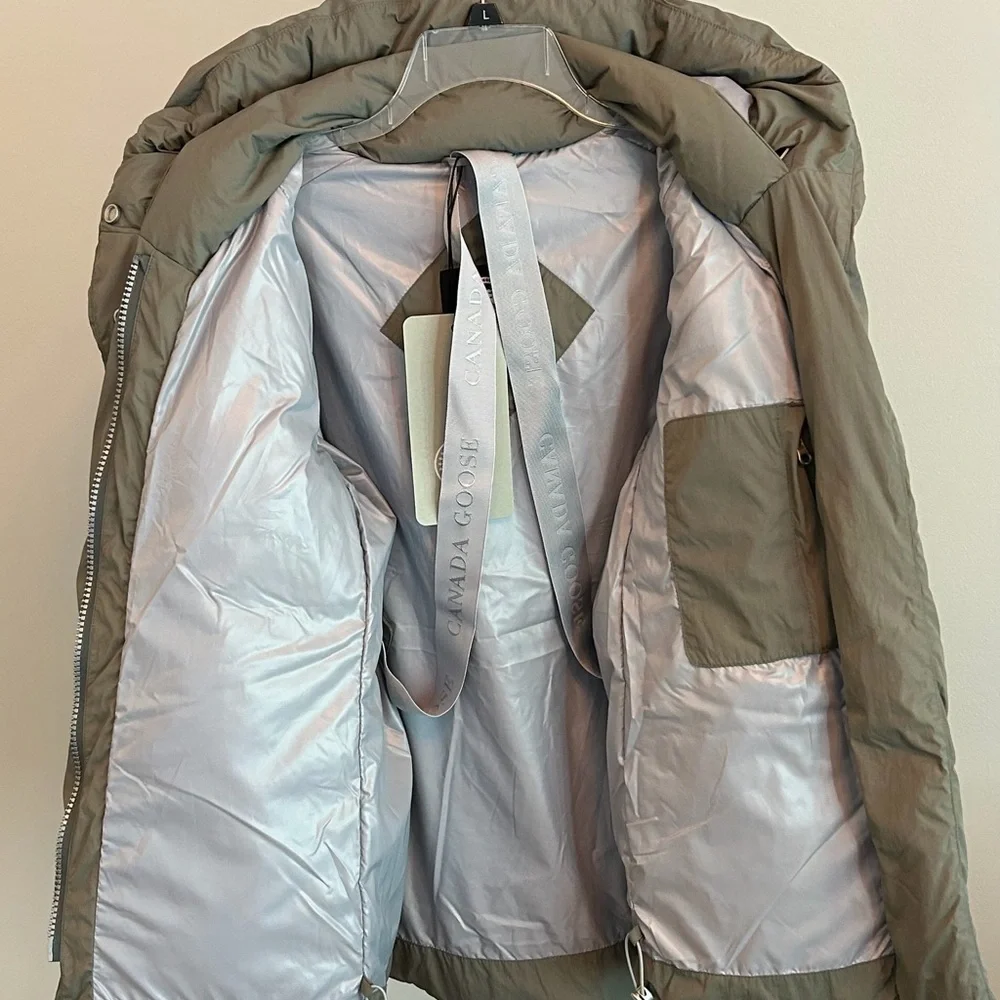 Canada Goose Women's Marlow Parka Puffer Jacket, Sagebrush, L, NWT - Picture 8 of 16